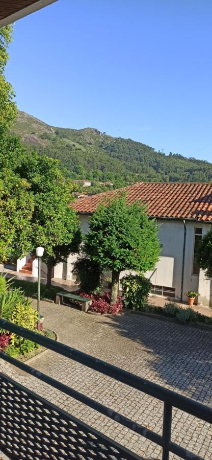 Pensao Continental Machado Hotel Caldelas Kültér fotó