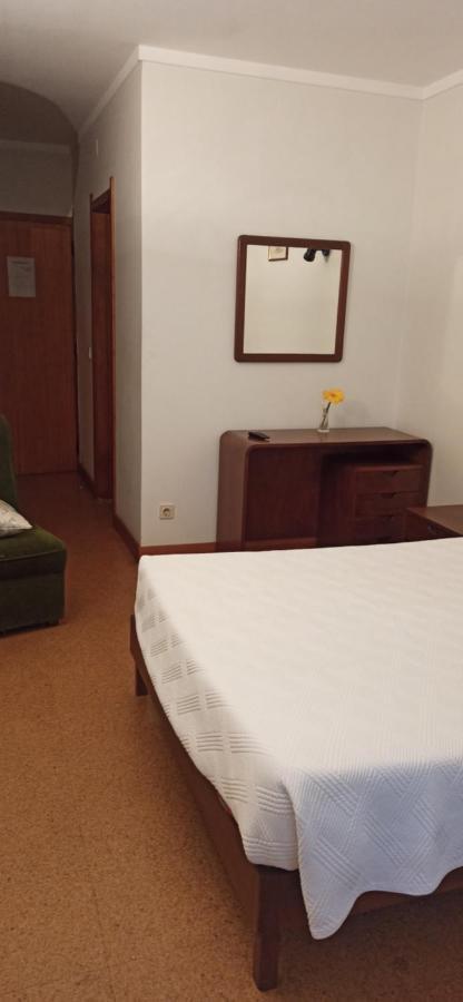 Pensao Continental Machado Hotel Caldelas Kültér fotó