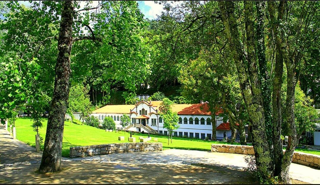 Pensao Continental Machado Hotel Caldelas Kültér fotó